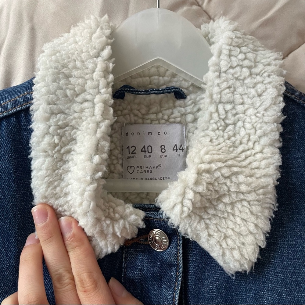 faux fur denim jacket !! - Picture 4 of 4